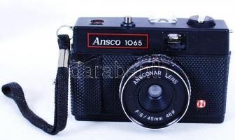 Ansco 1065 fényképezőgép f8/45mm objektívvel eredeti dobozában / 
Ansco 1065 viewfinder camera with ...