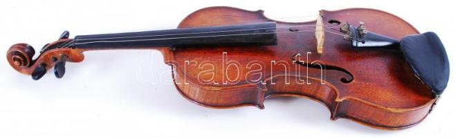 XX. század eleje: Jelzés nélküli hegedű / violin