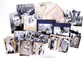 Horváth József MÁV-felügyelő és Horváth István vámfőtiszt családi fotói és dokumentumai: 228db fénykép, 235db negatív, 30db levél, egy vonatjegy és egy nekrológ