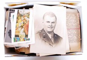 Horváth József MÁV-felügyelő és Horváth István vámfőtiszt családi fotói és dokumentumai: 228db fényk...