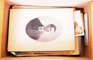 1880-1940 111db régi, javarészt keményhátú fénykép, klf témákról, klf méretben és minőségben