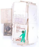 cca 1910-1919 kb 100 db magyar nyelvű okmány. Sok okmánybélyeges