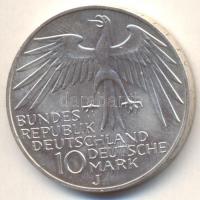 NSZK 1972J 10M Ag "Olimpia / Stadion" T:2
GFR 1972J. 10 Mark Ag "Olymic Games Munich ...