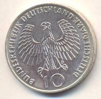 NSZK 1972G 10M Ag "Olimpia-München/Olimpiai Láng" T:2
GFR 1972G 10 DMark Ag "Olympic ...