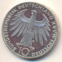 NSZK 1972D. 10M Ag "Olimpia-München / Atléták" T:P
Germany-Federal Republic 1972D. 10 Mark...