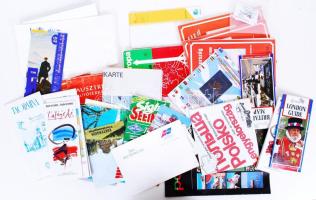 Modern térkép, utazási füzet, tétel, kb 18 db