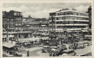 Ostrava main square, Bata shop