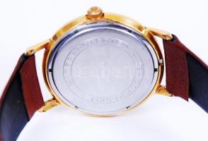 Víz és ütésálló Poljot karóra. Jár