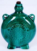 Népművészeti mázas kerámia kulacs hibátlan állapotban "Valódi pálinka" felirattal 11 cm