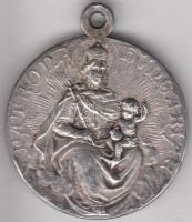 1900. Szent Erzsébet medál "Sancta Elisabeth / Patrona Hungarieae" ezüstözött T:2