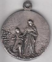 1900. Szent Erzsébet medál "Sancta Elisabeth / Patrona Hungarieae" ezüstözött T:2