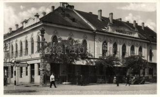 Zombor Hotel Hunting horn