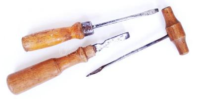 3 db fanyelű véső-, ill. egyéb szerszám