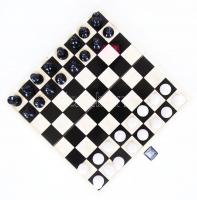 Hordozható útisakk  / Travelling chess