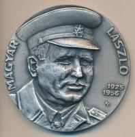 Képíró Zoltán (1944-1981) 1977. "MÉE Keszthely - Magyar László 1925-1956 / Keszthely Város Nagyjai Sorozat VIII." ezüstpatinázott Br emlékérem (60mm) T:1 Csak 115db! R!