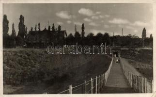 Budapest XVII. Rákoshegy vasútállomás az átjáróval (EK)