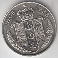 Niue 1988. 5$ "Franz Beckenauer" T:BU
Niue 1988. 5 Dollars "Soccer player left of cam...