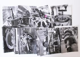 1960-1970 17db felvétel a Ganz-Danubius gyárból, óriás generátorok gyártásáról, 13x18cm