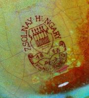 Zsolnay zöld eozin mázas váza, jelzett, pereme alatt lepattanások, m:12 cm/ Zsolnay eosin vase, crac...