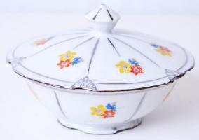 Drasche virágos bonbonier, jelzett, hibátlan, matricás, d:14 cm, m:8 cm / Drasche porcelain candy dish