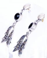 Art deco, ezüst (Ag) fülbevaló pár fekete zománccal és markazitokkal / 
A pair of art deco silver ea...