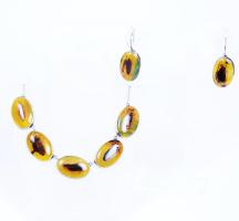 Achát és ezüst (Ag) garnitúra: collier nyaklánc egy pár fülbevalóval /  Agate and silver collier necklace with a pair of earrings, br: 26,4gr