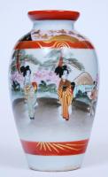 Kézzel festett, aranyozott, jelzett japán porcelán vázácska, máz hiba a peremnél /  Hand painted Japanese vase, 12cm