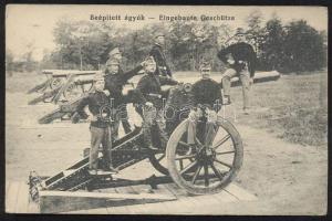 Built-in cannons with Hungarian soldiers (EB)