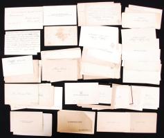 1900-1930 99 db régi többségében címeres, dombornyomott névjegy