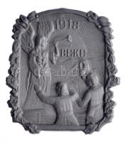 Osztrák-Magyar Monarchia 1918. "BÉKE 1918" cink sapkajelvény (39x34mm) tű nélkül T:2 Austro-Hungarian Monarchy 1918. "BÉKE (Peace) 1918" zinc cap badge (39x34m) without pin C:XF