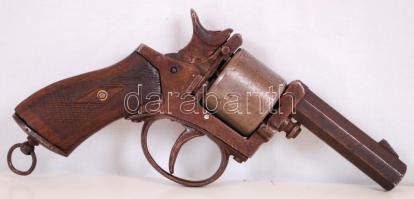 cca 1914 I. világháború korabeli piszoly (tár nem eredeti) /  Pistol from the time of World War I (cylinder is not original), 18cm