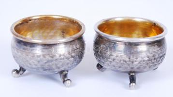 cca 1900 Ezüstözött fűszertartó pár visszafogott díszítéssel, belsejében aranyozással / 
A pair of s...