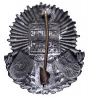 Osztrák-Magyar Monarchia 1914-17. "WELT HEERES GRUPPE BÖHM ERMOLLI KRIEG" cink sapkajelvén...