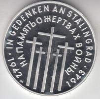 NSZK DN. "Sztálingrád" Ag emlékérem német és orosz nyelven (19.97g/0.999) T:PP Dísztokban
...