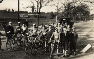 Magyar 100 km-es országúti kerékpárbajnokság 1929-ben, photo / Hungarian road bicycle racing in 1929, photo (fl)