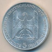 NSZK 1978D 5M Ag "Gustav Stresemann" T:2
GFR 1978D 5 Mark Ag "Gustav Stresemann"...