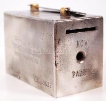 cca 1930 Phönix csehszlovák, fém pénzkazetta (kulcs nélkül) / 
Czechoslovakian money box, 11x8x6cm