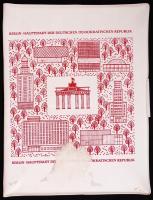 cca 1960 Berlin 12 fotó műbőr mappában / Berlin Haupstadt der DDR 12 photos in nyl mappa