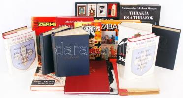 Vegyes könyvtétel főleg modern kiadásokkal