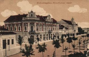 Kiskunfélegyháza, Kossuth utca részlet, Kiss Lajos üzlete, Kereskedelmi Bank