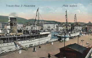Trieste, 3rd November quay, ships (EK)
