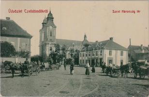 Celldömölk, Szentháromság tér, lovaskocsik