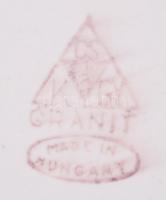 2 db Gránit márkajelzésű, kézi festésű, mázas fajansz falitányér d: 24 cm