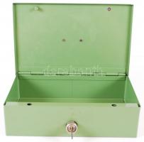 Jó állapotú pénzkazetta kulccsal 27x17x9 cm