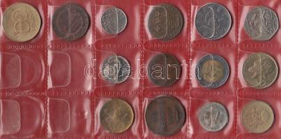 Kis hobbigyűjtemény berakóban, közte érdekes darabok, ókori hamisítványok, összesen 50db T:vegyes