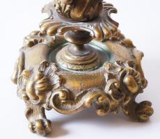 Gazdagon díszített séta gyertyatartó, bronz, jó állapotban, m:11 cm