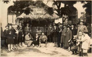 1929 Brassó; a Kézdivásárhelyi Török Sör mérése, photo (EB)