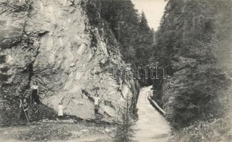 Sztracena, János-telepi szoros / ravine