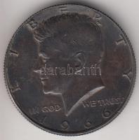 Amerikai Egyesült Államok 1966. 1/2$ Ag "Kennedy" T:2 dísztokban
USA 1966. 1/2 Dollar Ag &...