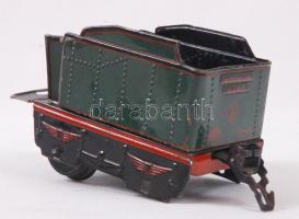 Cca 1930 Marklin mozdony és vagonok, felhúzókulcs hiányzik, két vagon hiányos, jelzettek, jó állapot...